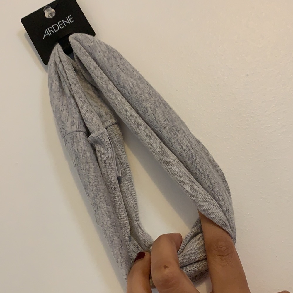 Grey headband - Picture 2 of 3